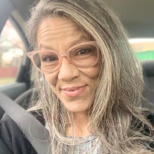 Meet your Posher, Tina